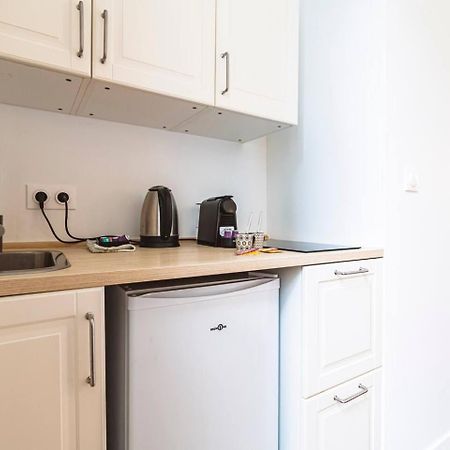 Pink, Appartement En Plein Coeur De Reims Ngoại thất bức ảnh